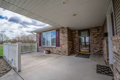 211 Valley View Drive SE, Willmar, MN 56201 - Photo 3