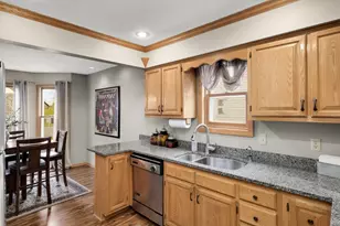1727 Whitaker St, White Bear Lake, MN 55110 - Photo 11