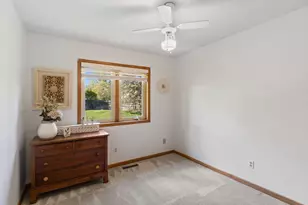 15000 Sunrise Ln, Burnsville, MN 55306 - Photo 19