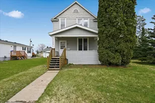 1907 E 4th St, Superior, WI 54880 - Photo 1