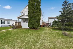 1907 E 4th St, Superior, WI 54880 - Photo 3