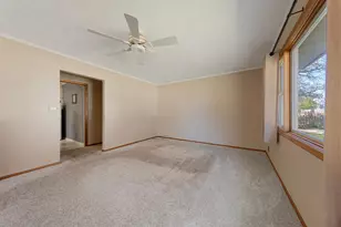 914 S Elm Ave, Owatonna, MN 55060 - Photo 15