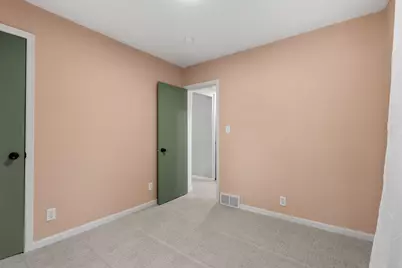 1009 Watson Avenue, Saint Paul, MN 55102 - Photo 19