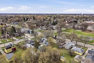 1002 4th Ave S, Moorhead, MN 56560 - Photo 33