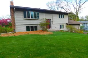 931 Dawn Ave, Shoreview, MN 55126 - Photo 1