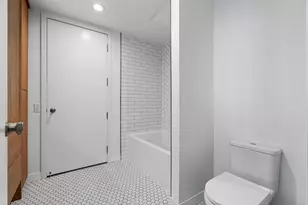 290 Market St, Minneapolis, MN 55405 - Photo 37
