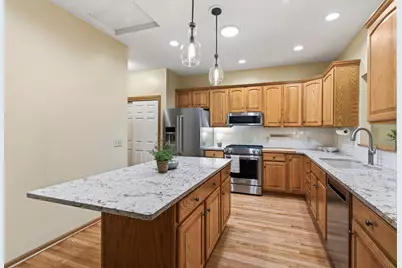 370 Mendota Road W, West Saint Paul, MN 55118 - Photo 15