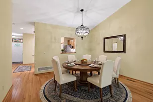 370 Mendota Road W, West Saint Paul, MN 55118 - Photo 25