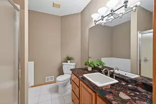 370 Mendota Road W, West Saint Paul, MN 55118 - Photo 35