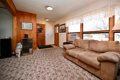 1888 Gilmore Avenue, Winona, MN 55987 - Photo 5