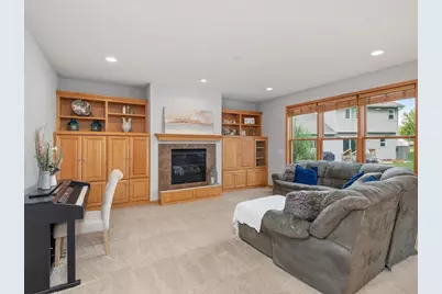 603 Chalupsky Avenue SE, New Prague, MN 56071 - Photo 9
