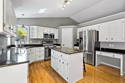 15111 Appaloosa Trail NE, Prior Lake, MN 55372 - Photo 5