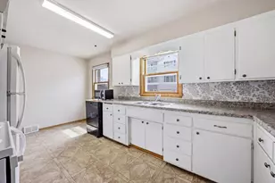 1621 8th St S, Moorhead, MN 56560 - Photo 9