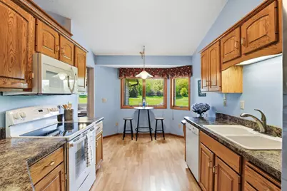 1367 Jackson Drive, Hastings, MN 55033 - Photo 15