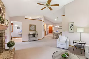 1367 Jackson Dr, Hastings, MN 55033 - Photo 11