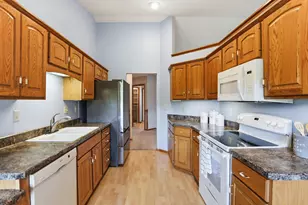1367 Jackson Dr, Hastings, MN 55033 - Photo 5