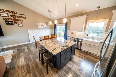 695 Marcus Pl NE, Byron, MN 55920 - Photo 3