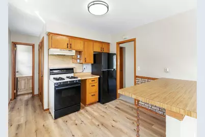 1611 E 87th Street, Bloomington, MN 55425 - Photo 5