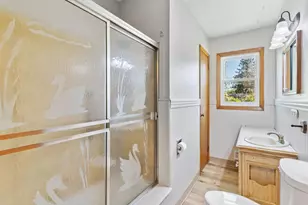 1611 E 87th St, Bloomington, MN 55425 - Photo 11