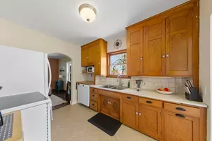 830 McKnight Rd N, Maplewood, MN 55119 - Photo 9