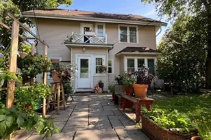 2327 E 4th St, Duluth, MN 55812 - Photo 3