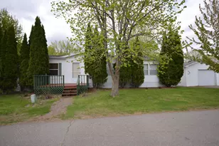 324 Mozart Ave E, Mankato, MN 56001 - Photo 1