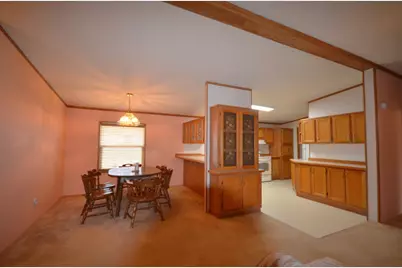 324 Mozart Avenue E, Mankato, MN 56001 - Photo 9
