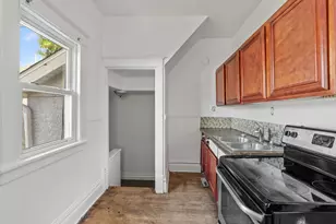 1655 Sheridan Ave N, Minneapolis, MN 55411 - Photo 13