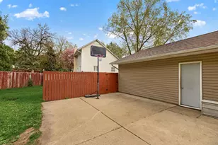 6839 133rd St W, Apple Valley, MN 55124 - Photo 39
