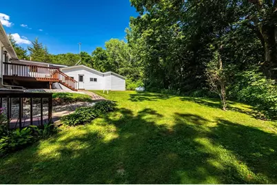 S3532 Chicken Valley Road, Fountain City, WI 54629 - Photo 23