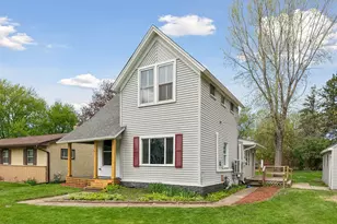 2587 2nd Ave E, North Saint Paul, MN 55109 - Photo 3