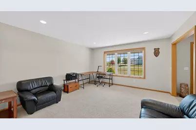 720 Riverwood Court, Elgin, MN 55932 - Photo 7