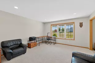 720 Riverwood Ct, Elgin, MN 55932 - Photo 7