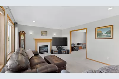 720 Riverwood Court, Elgin, MN 55932 - Photo 11