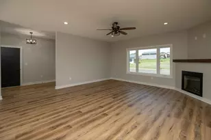 416 Brubaker Dr, Saint Charles, MN 55972 - Photo 13