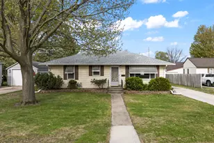 1402 7th St SE, Austin, MN 55912 - Photo 3
