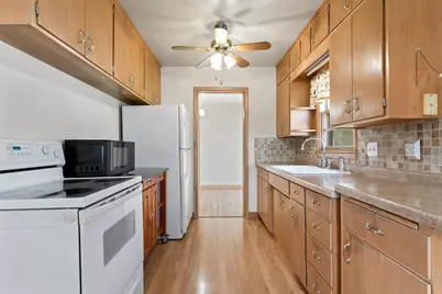 1402 7th Street SE, Austin, MN 55912 - Photo 7