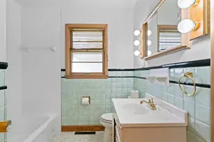 1402 7th St SE, Austin, MN 55912 - Photo 13