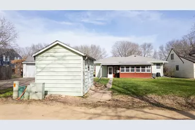 206 S Whitney Street, Marshall, MN 56258 - Photo 13