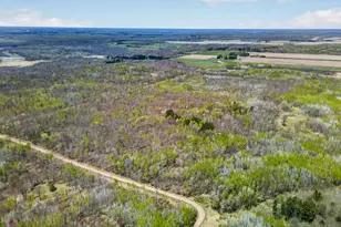 32710 Kettle River Rd, Hinckley, MN 55037 - Photo 35
