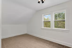 1404 Hubbard Ave, Saint Paul, MN 55104 - Photo 17