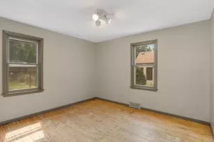 1404 Hubbard Ave, Saint Paul, MN 55104 - Photo 15
