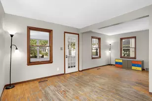 1404 Hubbard Ave, Saint Paul, MN 55104 - Photo 11