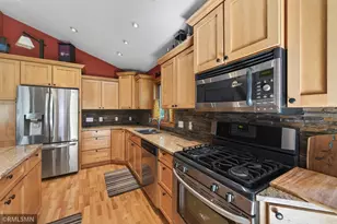 5018 Lemire Ln, White Bear Lake, MN 55110 - Photo 19
