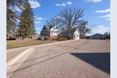 1002 Broadway Street, Alexandria, MN 56308 - Photo 19