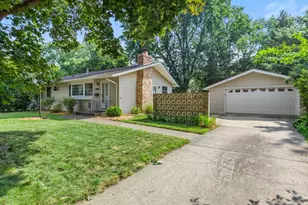 10433 Washburn Ave S, Bloomington, MN 55431 - Photo 5