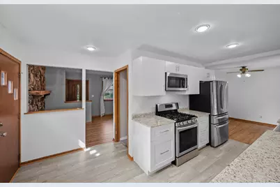 10433 Washburn Avenue S, Bloomington, MN 55431 - Photo 21