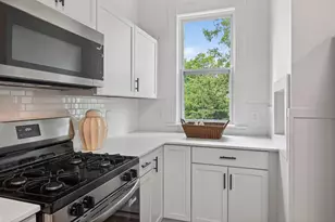 697 Tuscarora Ave, Saint Paul, MN 55102 - Photo 7
