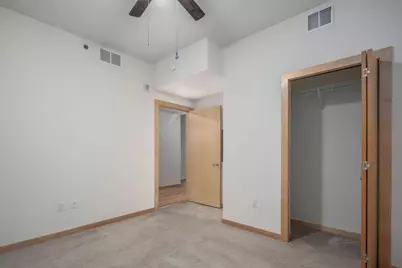 740 Portland Ave S #1106, Minneapolis, MN 55415 - Photo 21