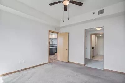 740 Portland Ave S #1106, Minneapolis, MN 55415 - Photo 17